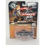 Auto World 1:64 Chevrolet Silverado 2003 PBR